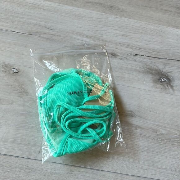 MirtyllaNoah Menta‎ Mint Green M Bikini Top NWT IN PACKAGING Made in Italy - Picture 4 of 7